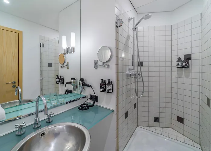 Innside By Melia Frankfurt Eurotheum 4* Fráncfort del Meno